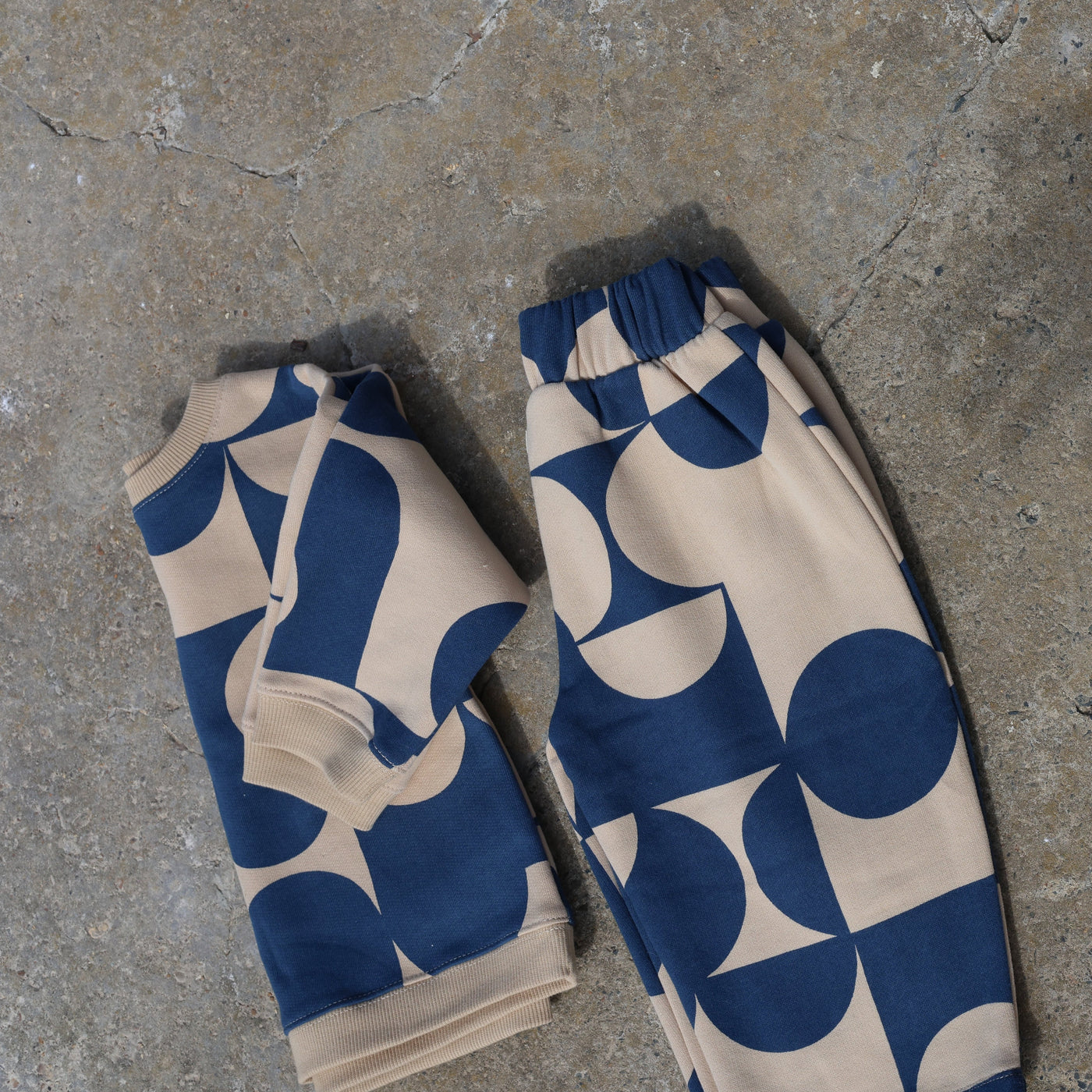 Azulejos Traveller Pants